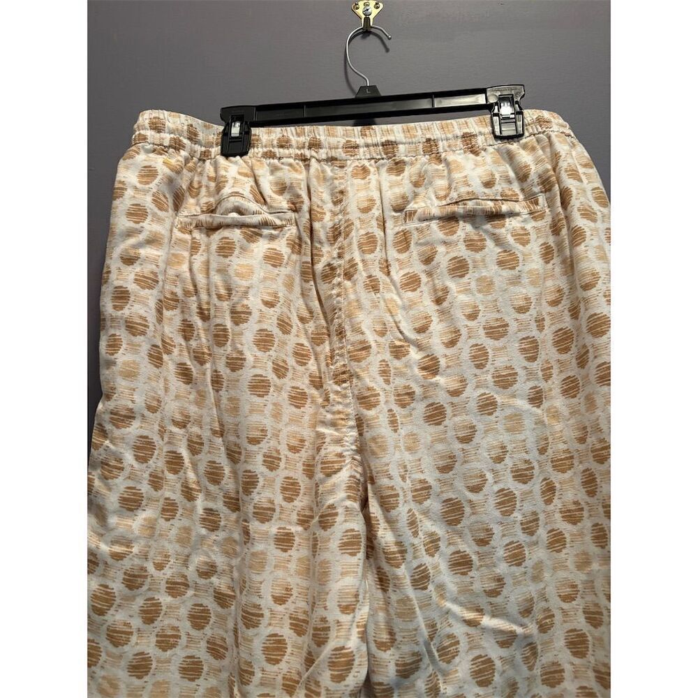 Kim Rogers Women's Standard M Beige Cropped Pants Geometric Elastic Waist - Picture 5 of 7